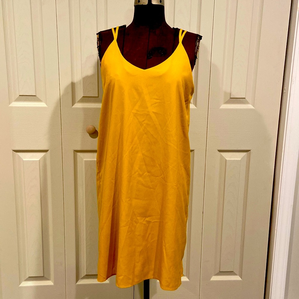 New Yellow Shift Dress size 6
